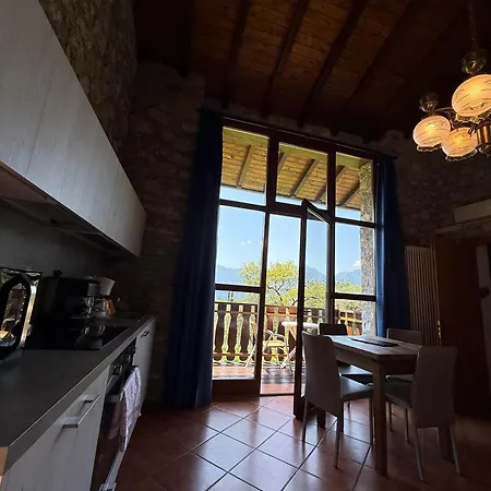 Val Di Monte Apartment Malcesine
