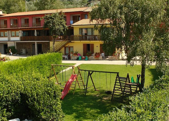 Апартаменты Val Di Monte *