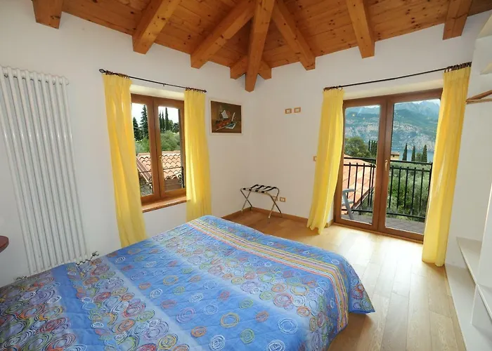 Val Di Monte Апартаменты Мальчезине